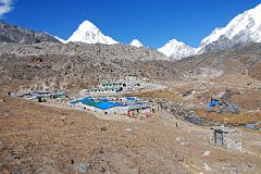 13 Lobuche With Pumori, Lingtren, Khumbutse, And Changtse